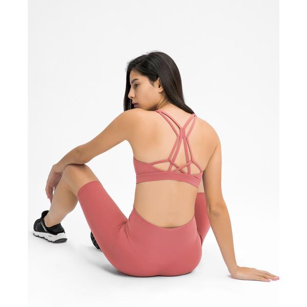 Shockproof Womens Sports Bra Gathered Moisture Wicking Without Steel Ring