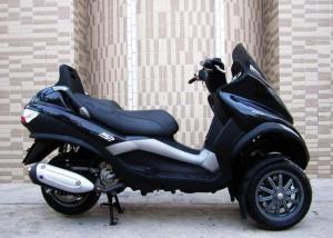 Cheap 250cc Black Tri Wheel Motorcycle With Windshield Rear Box / CVT Transmission wholesale