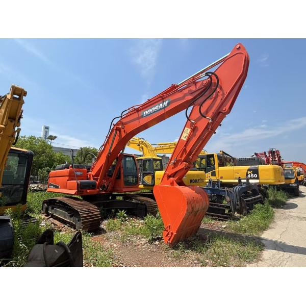 Used Doosan DX300 Excavator 2 Buckets 35ft Max Reach Included Ready To Work
