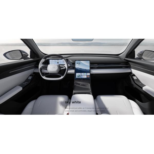 Geely Galaxy L6 Chinese Electric Sedan Plug In Hybrid Sedans 1370KM L2 Assisted Driving