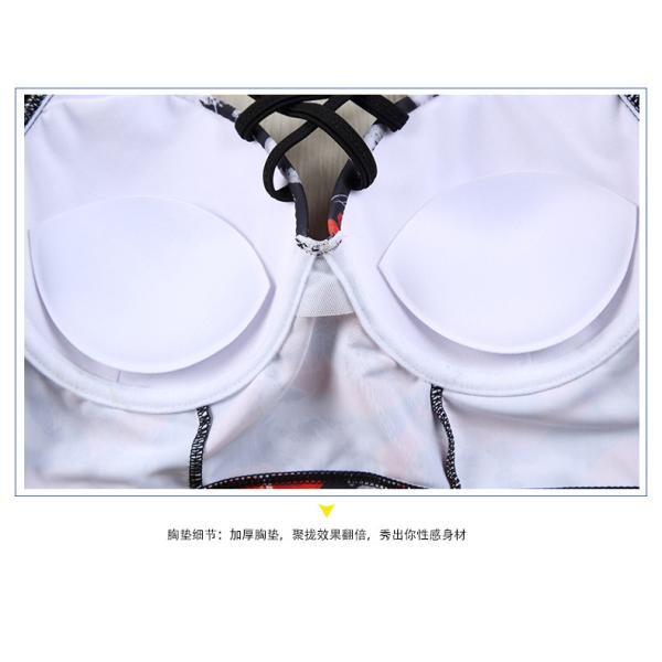 style bikini three-piece swimsuit female blouse sunscreen gather Korean version of the corner hot spring swimsuit