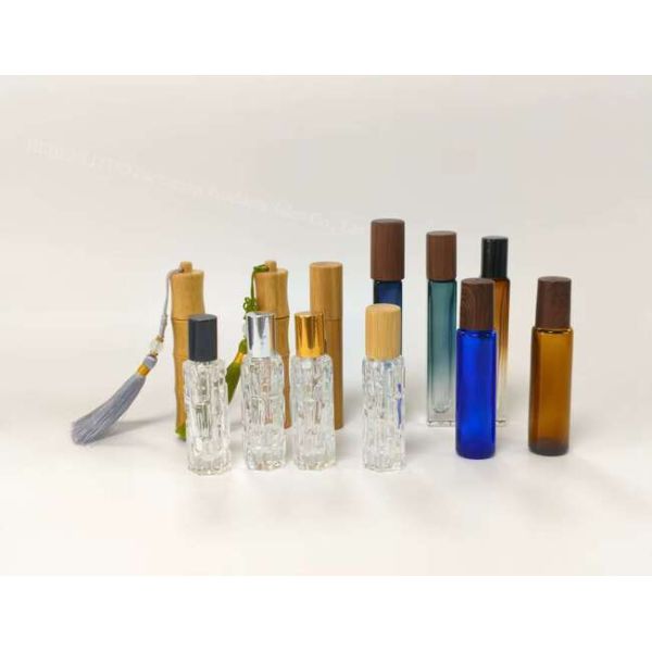 Eco Friendly Refillable Spray Bottle Cosmetic Bulk Cylinder Shape