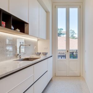 Modern Matte White Wooden PVC Kitchen Cabinets With Sink