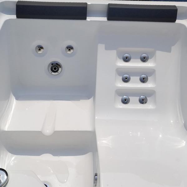 70" Soaking Free Standing Air Massage Tub Drop In Home Sitting With Stairs