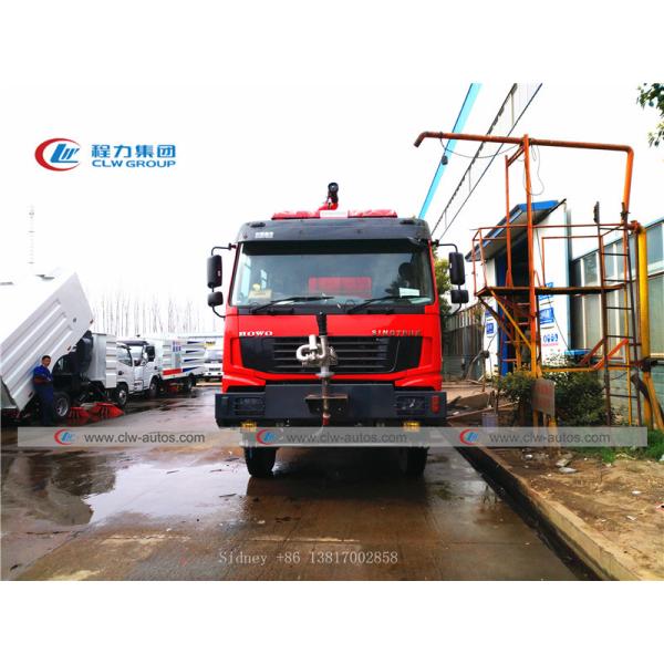 Sinotruk Howo 4X4 Offroad Fire Rescue Truck With Diesel Engine