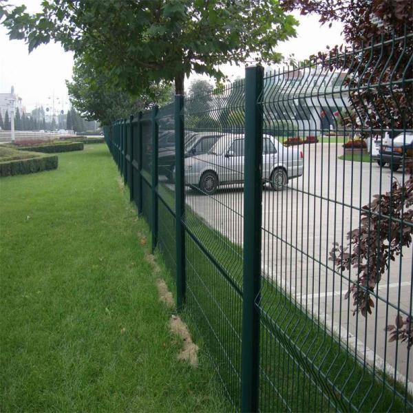 2.2 2.4 Meters Steel Wire Mesh Fence PVC Coated Triangle Fence Welded Curved Garden Square