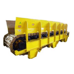 China 11KW Aggregate Processing Equipment Apron Feeder Ore Feeding and Conveying System on sale