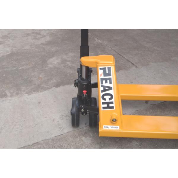 Four Way Traverse Pallet Truck , Pallet Pump Truck 74 * 70mm Fork Wheel