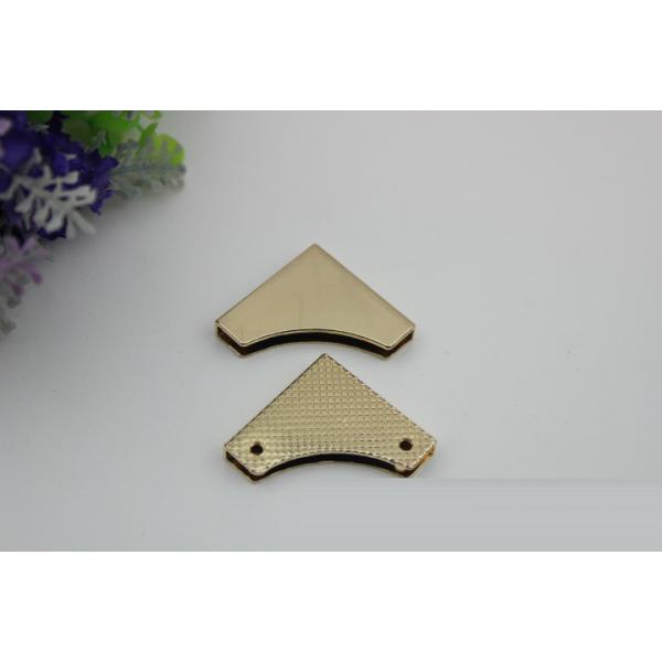Fashion style zinc alloy light gold handbag corner protectors from China factory