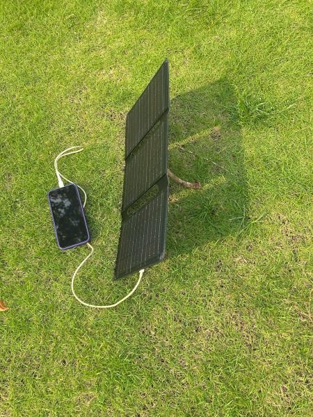 Customizable 3-Foldable Portable Solar Charger Made Of 600D Polyester Bag