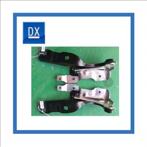 China IATF16949 Auto Metal Stamping Parts Hood Hinge Retainer on sale