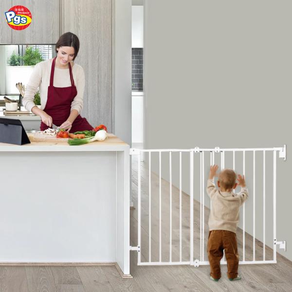 EN1930 Extendable Pet Safety Gate , Multiscene Iron Gate For Stairs