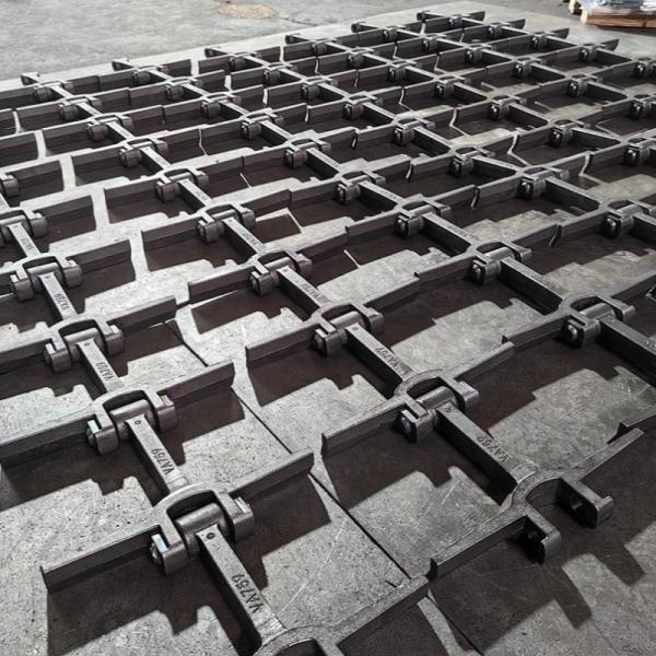 Custom Industry Scraper Chain Suspension Forged Chain for Construction Machinery