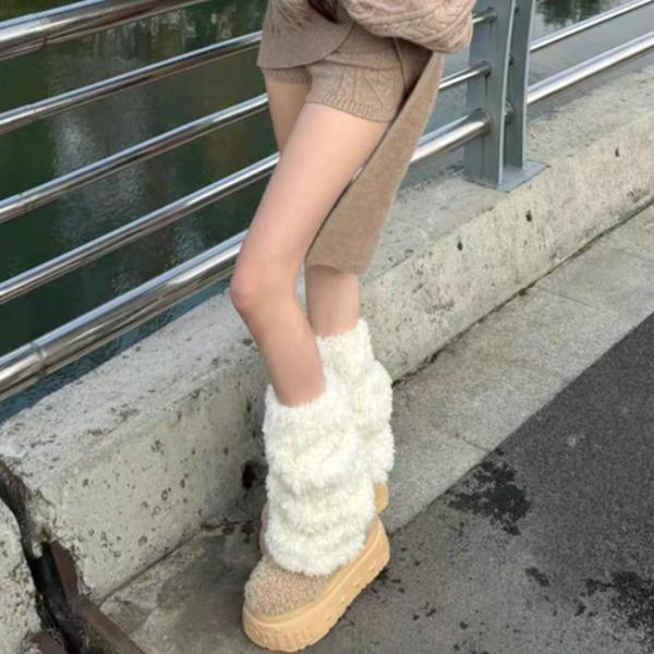 Winter Fluffy Women Leg Warmers Fleece Stacked Thick Fashionable Leg Warmers