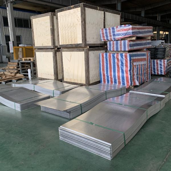 1.2mm Hot-Dipped Galvanized 3D Curved Welded Wire Mesh Fence for Pressure Treated Wood