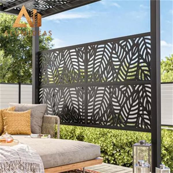 Decorative screen fence