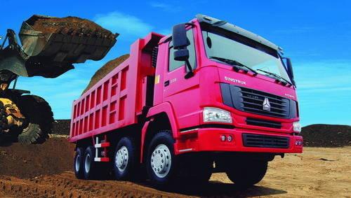 Quality SINOTRUK HOWO 8X4 Dump Trucks for sale