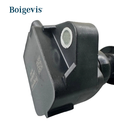 OEM LR035548 Ignition Coil High-Quality Engine Part Grade Replacement for Land Rover Series Vehicles Direct Fit & Durable Performance