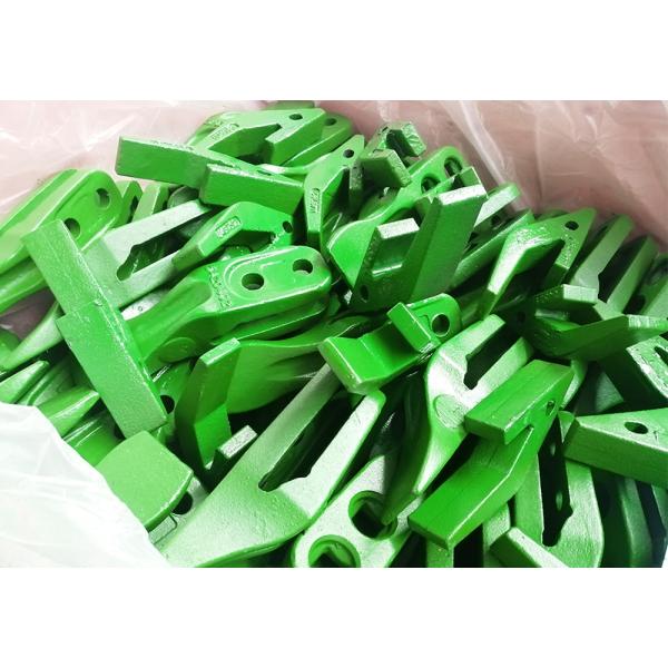 L 140 Excavator Bucket Tooth 14527863 Excavator Wearing Parts Tooth Root