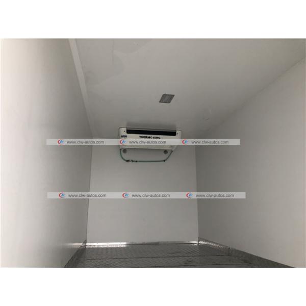 Sinotruk HOWO 5 Tons Refrigerated Truck Vegetable Ice Cream Transport Freezer Truck