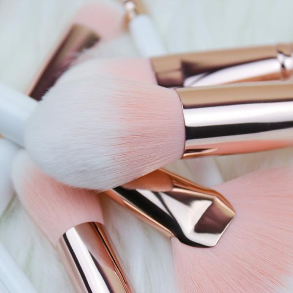 Exceptional Cosmetic Makeup Brush Set Rose Gold High Gloss Durable Quality
