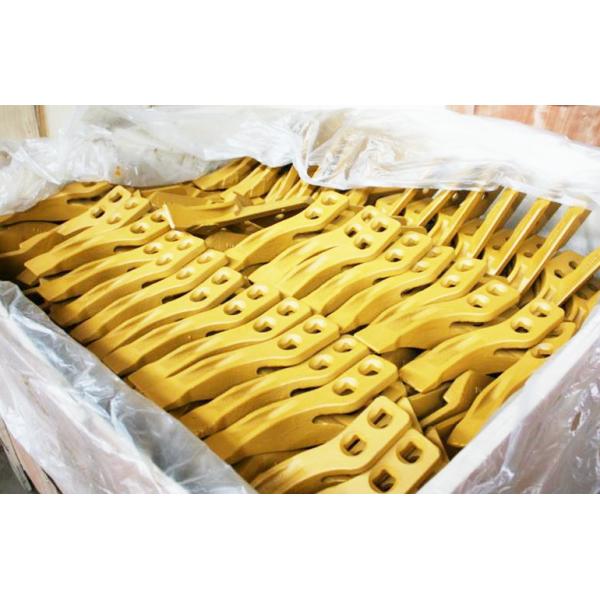 L 140 Excavator Bucket Tooth 14527863 Excavator Wearing Parts Tooth Root