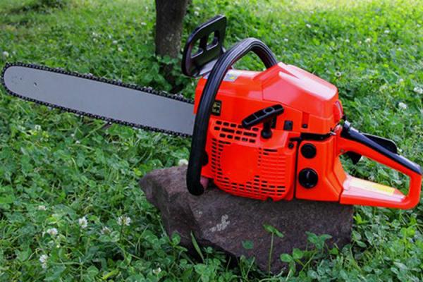 Quality Multi Color 12 Inch Gas Chainsaw , High Power Lightweight Gas Chainsaw for sale