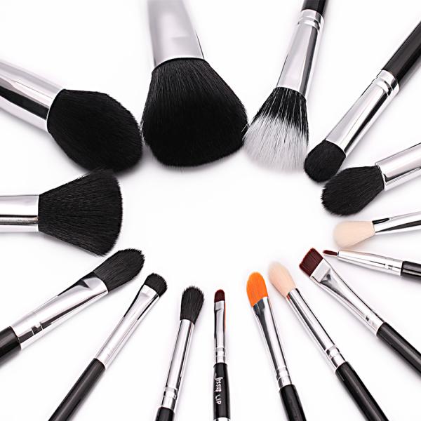 Dome Shaped Essential Makeup Brushes Set Cruelty Free Jessup Brush Set