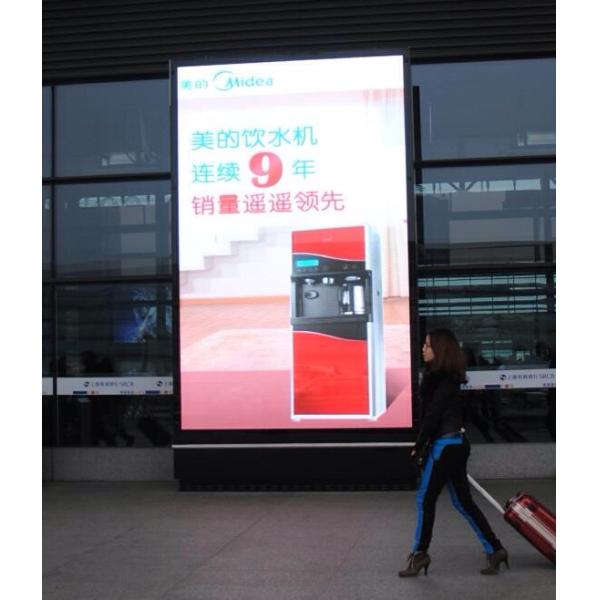 3mm LED Advertising Billboards RGB 3 In 1 LED Advertising Screen For Media Player