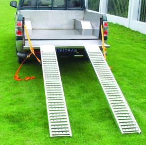 Cheap Anti Skid ISO9001 Metal Trailer Ramps Steel Car Trailer Ramps For ATVs wholesale