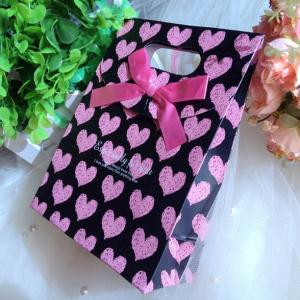 China Personalised Customized Paper Bags With Handle For Christmas on sale