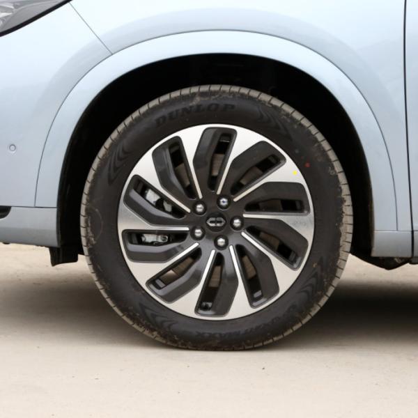 Huawei Seres Aito M7 2022 1.5T Extended Range 4WD Deluxe Edition Car Full Size