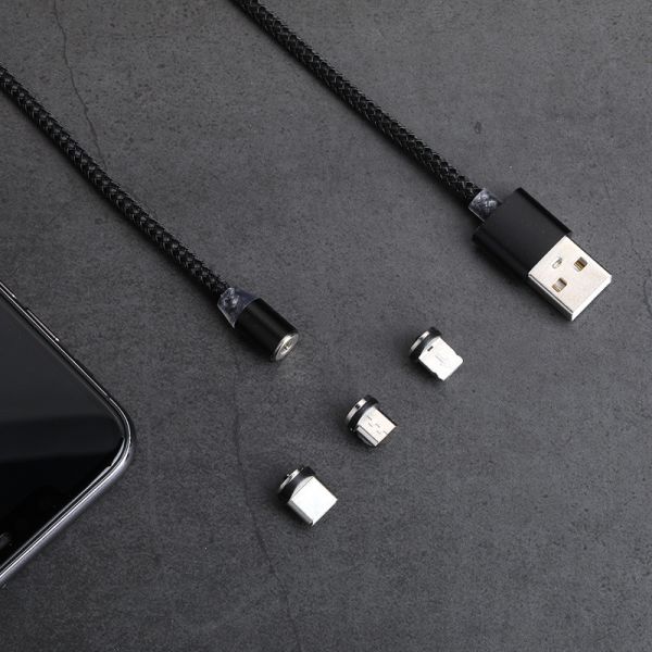 Magnetic Phone Charger Cable 1m 5V 2A Fire proof With 3 Adapters