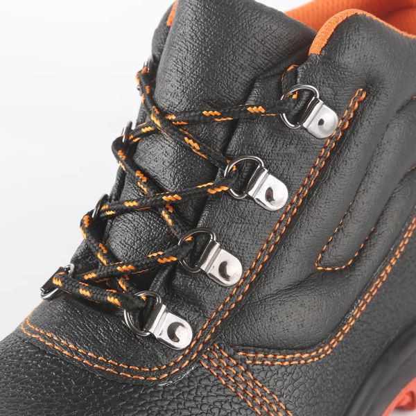 Steel Toe / Steel Plate Mens Genuine Leather Shoes Heavy Duty Winter Boots Slip Resistant