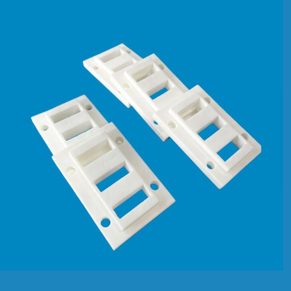 Good Corrosion Resistance High Purity 95% Alumina Ceramics For Mechanical And Electrical Applications