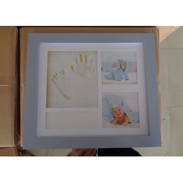 Customized Baby Clay Impression Kit , Handprint Picture Frame For Newborn Infants
