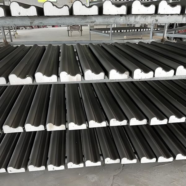 EPS Wall Corner Moulding Stucco Foam Window Trim Anti Crack Flexible & Waterproof For Villas And Hotels