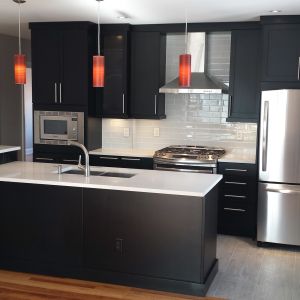 Cheap Modern Black Lacquer Kitchen Cabinet Natural Maple Shaker Kitchen wholesale