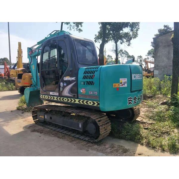 Sk60 Sk75 Used Small Excavator 6.85 Ton Second Hand Mini Digger