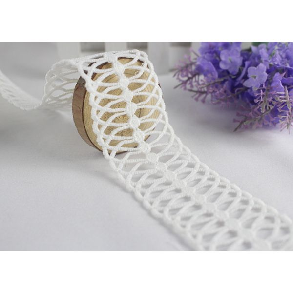 White 4.2cm Width Floral Guipure Lace Trim By The Yard , Wedding Stretchy Lace Ribbon