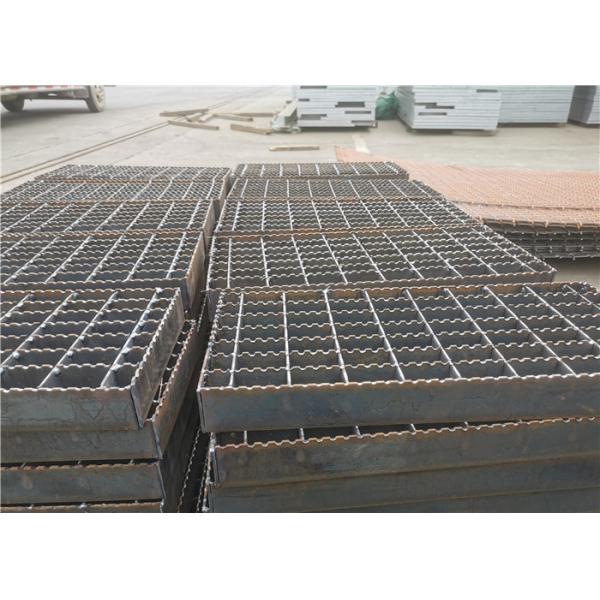 ISO9001 Step Board Galvanized Steel Grating Walkway Pressure Resistance Welding
