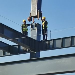 China Customized Prefabricated Steel Structure Building Q235B Q345B Metal Building Construction on sale