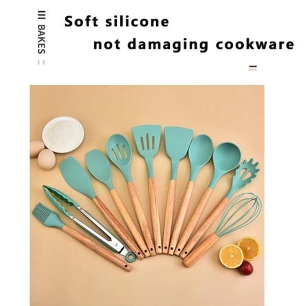 12-Piece Silicone Kitchenware Set with High Temperature Resistance and Oak Handle