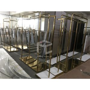 CNC Iron Garment Store Display Stands Racks T4 Lighting