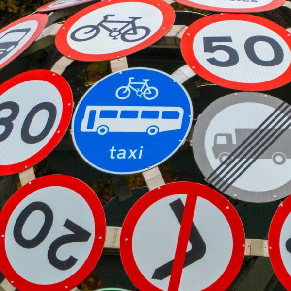 Road Safety Honey Comb PSA Reflective Traffic Sign