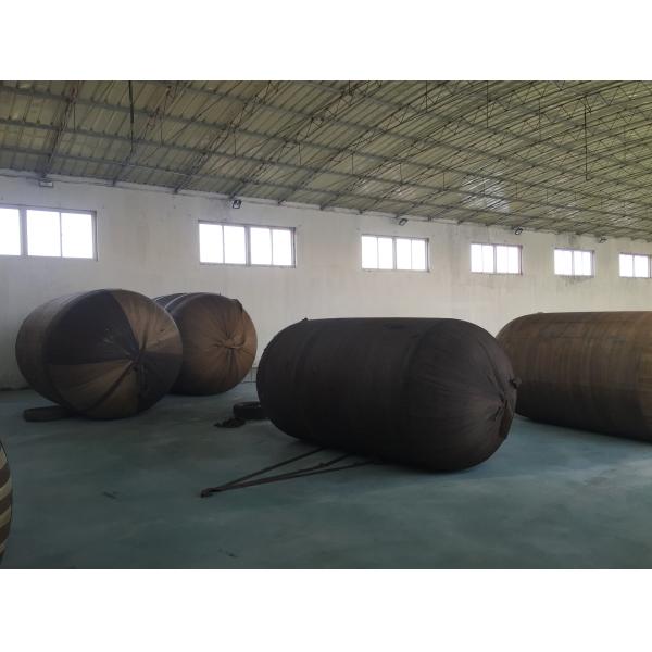 50Kpa 80 Kpa STS Pneumatic Rubber Fender Yokohama Type Fenders With Tire Chain Net