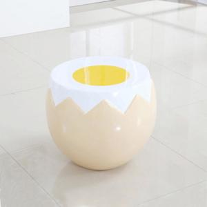 Egg Table Chair Furniture Sculptures , Resin Modern Table Sculptures