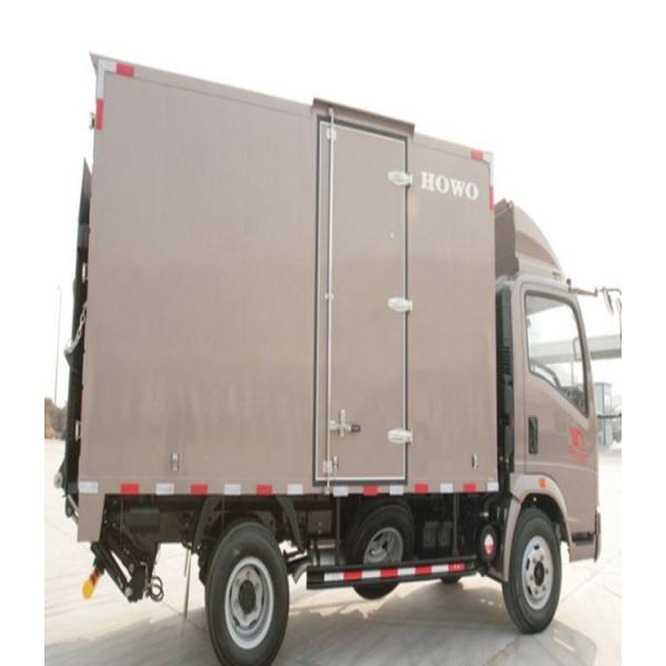 SINOTRUK HOWO 8Ton 120HP Light Van/Cargo / Lorry Truck With Goods Delivery Box For Transport Food Fruit Vegetable Meat