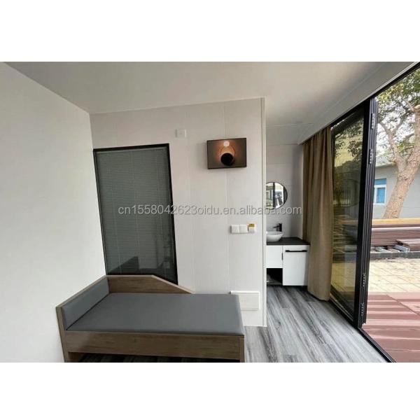 Customized Color Modern Container Mini Vacation Capsule Room One Bedroom Steel Structure Hotel Designed with Modern Style