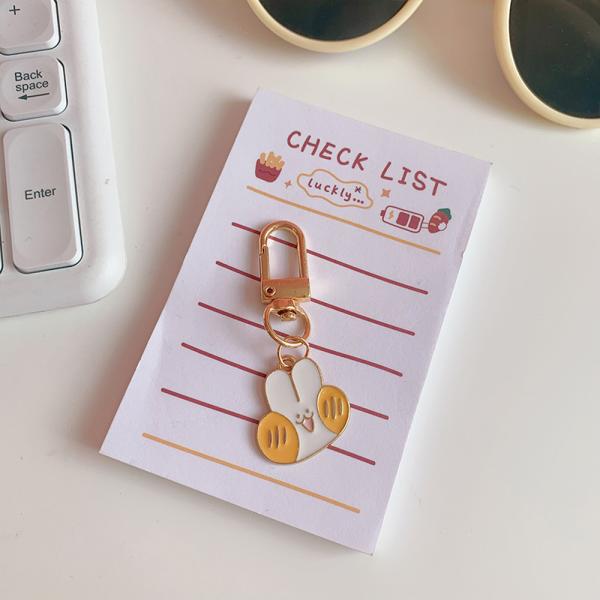 Rabbit Key Chain Ornaments , Die Cutting Crystal Pendant Keychain 16mm Thick